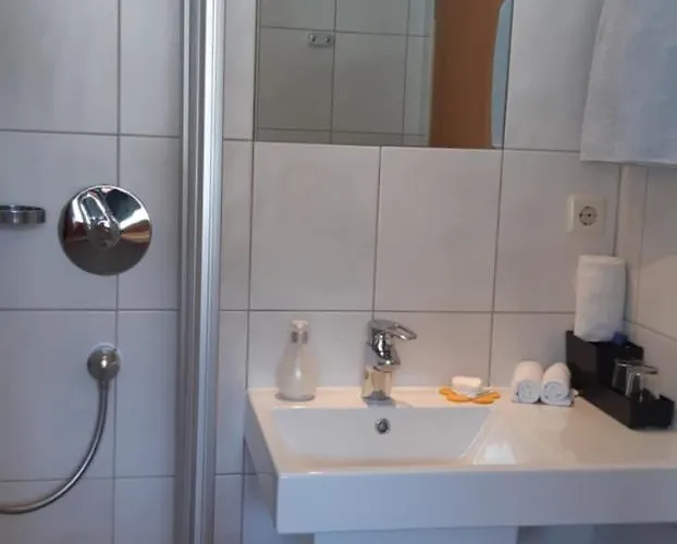 Haus Angelika - - Innsbruck/igls לינה וארוחת בוקר אינסברוק